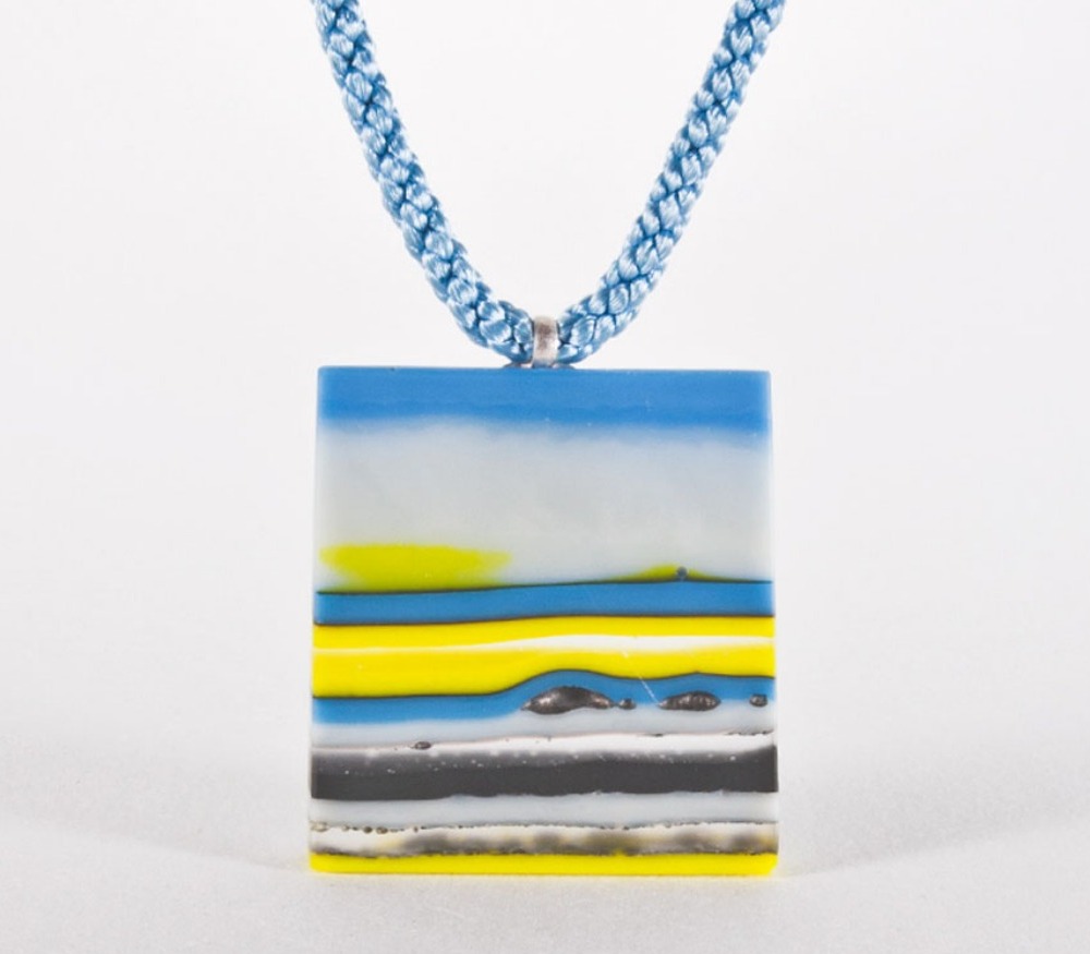 pendentif ; evy cohen ; artiste ; verrier ; fusing ; verre ; fusionne